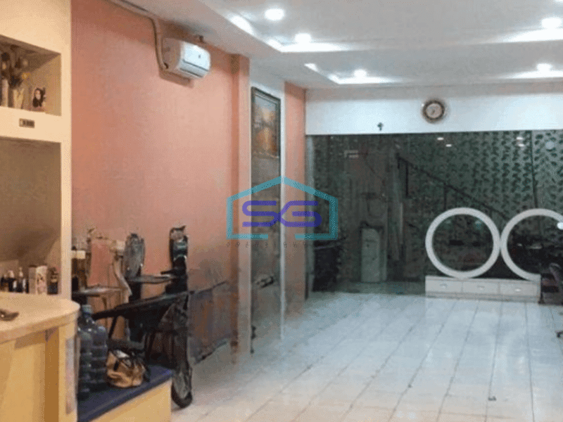 Disewakan Ruko di Cengkareng Jakarta Barat Luas Bangunan  360 m²