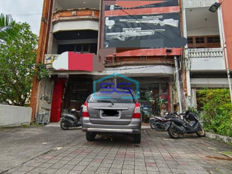 Dijual Ruko Strategis Central Kota Denpasar Bali Luas Bangunan 300m2