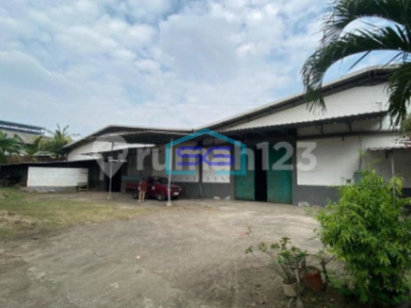 Dijual Gudang Di Pusat Kota Pluit Jakarta Utara Luas Bangunan 2300 m²