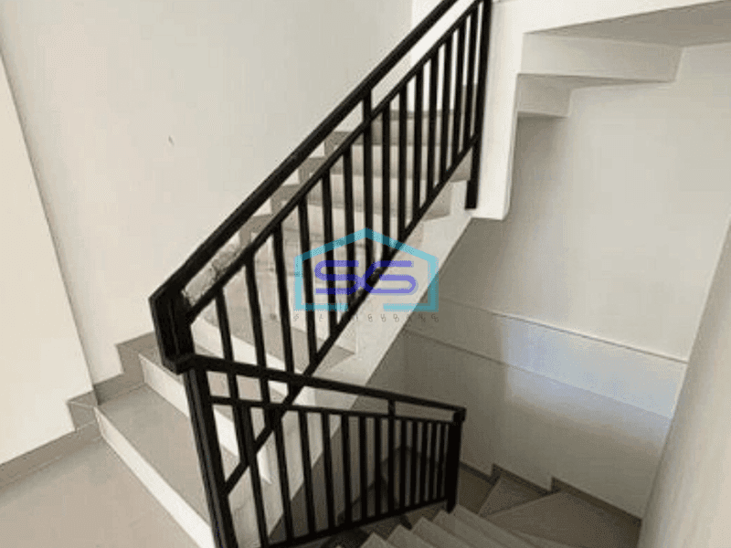 Disewakan Ruko Baru 3 Lantai Di Pasirkaliki Berada Di Pusat Kota Bandung Lokasi Strategis LB 150m2