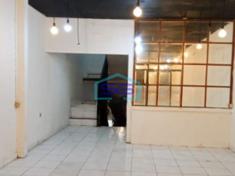 Disewakan Ruko Lokasi Bebas Banjir di Tebet Jakarta Selatan Luas Bangunan 243 m²