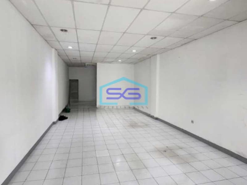 Dijual Ruko Luas Bangunan 290 m² Lokasi di Bandengan Jakarta Utara