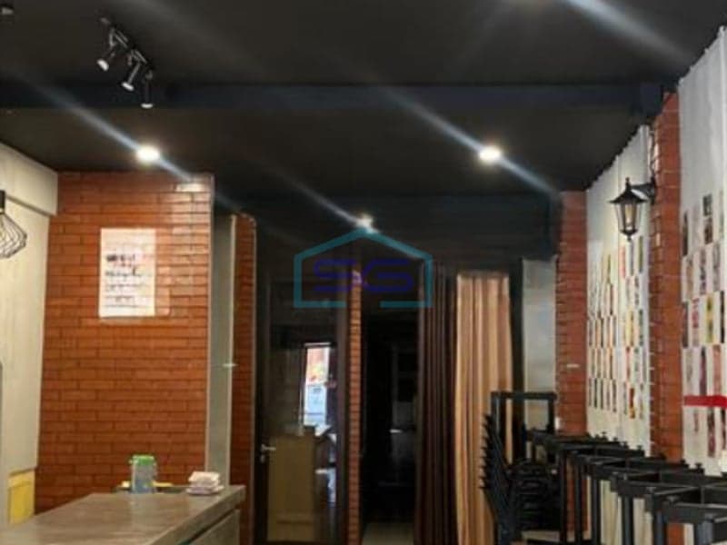Disewakan Ruko 3 Lantai Luas Bangunan 320 m² di Tangerang Selatan