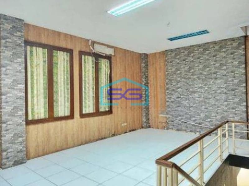 Disewakan Ruko di Pinggir Jalan Raya Kemang Jakarta Selatan LB 110m2