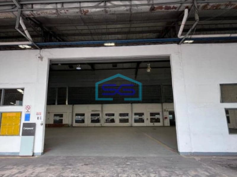 Disewakan Gudang Besar Siap Pakai Luas Bangunan  6000 m² di Narogong Bekasi