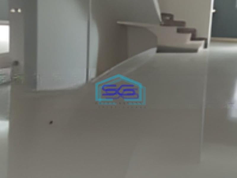 Disewakan Ruko Gandeng Parkir Luas Di Karang Tengah Tangerang Luas Bangunan 400 m²