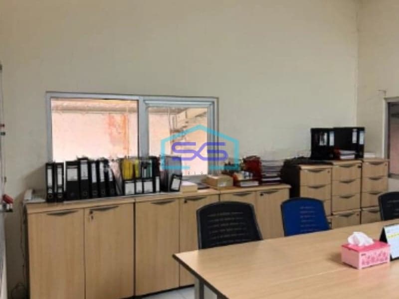 Dijual Gudang atau Pabrik di Bizpark Jababeka Bekasi Luas Tanah 642m2