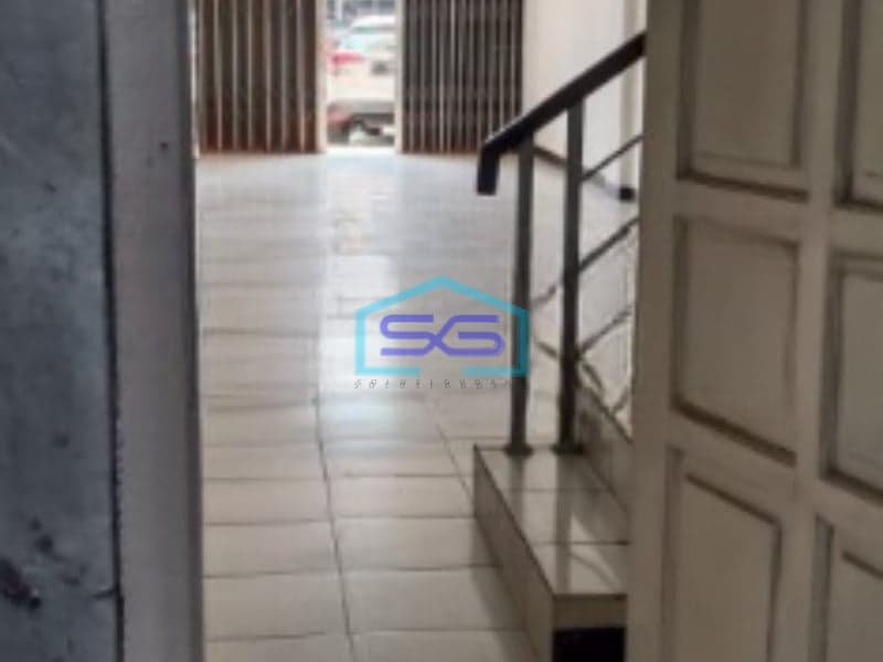 Disewakan Ruko Luas Bangunan  210 m² Lokasi Bebas Banjir di Cibinong Bogor