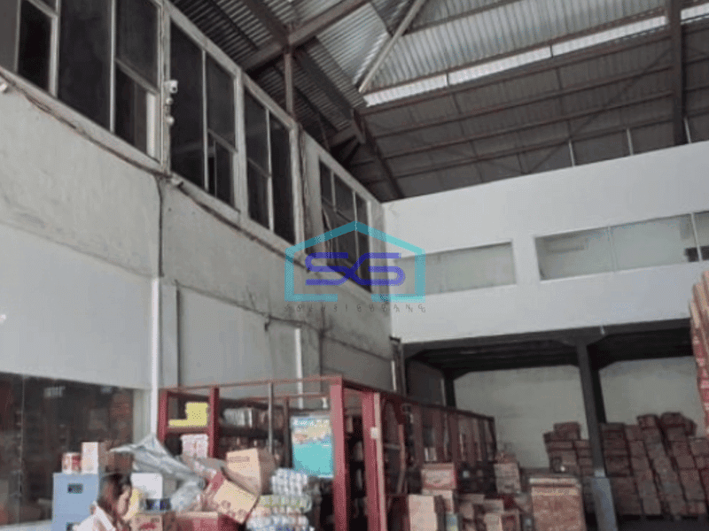 Disewakan Gudang Kantor Area Dekat Kerobokan Bali Luas Tanah 1800m2