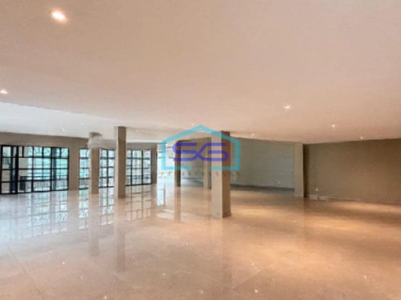 DIjual Kantor 3 Lantai Di Dago Mainroad Bagus Sangat Strategis Di Bandung Luas Bangunan  800 m²