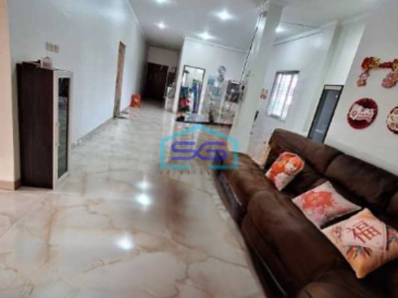 Dijual Ruang Usaha di Pinggir Jalan Raya Di Duri Kepa Jakarta Barat LT 404m2