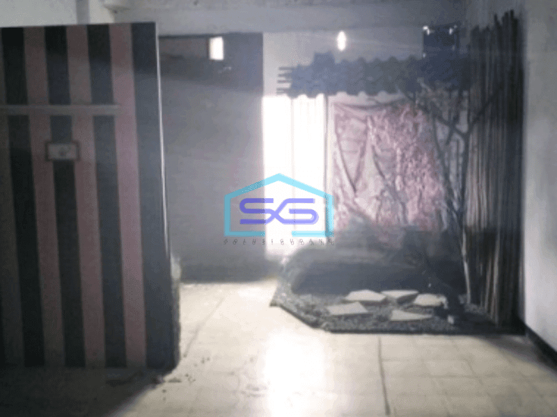 Disewakan Ruko Luas Bangunan  296 m² Lokasi Strategis di Jelambar Jakarta Barat