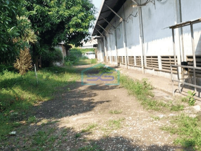 Disewakan Ex pabrik di Cikupa dekat dengan tol bitung posisi pinggir jalan raya