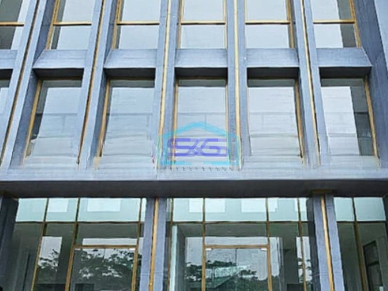 Disewakan Ruko Luas Bangunan 596 m² Lokasi BSD Tangerang