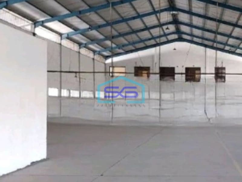 Disewakan Gudang Lokasi Bebas Banjir Luas Bangunan 7562 m² di Waru Sidoarjo