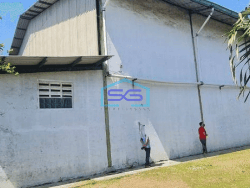 Dijual Gudang Bisa Masuk Container Luas Bangunan  2300 m² di Kapuk Kamal Jakarta Barat