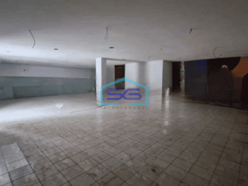 Disewakan Ruko Lokasi Strategis di Cawang Jakarta Timur Luas Bangunan  360 m²