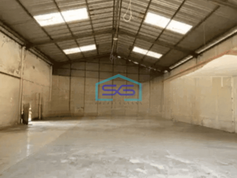 Disewakan Gudang di Pinggir Jalan Utama Ciputat Tangerang Luas Tanah  1200 m²