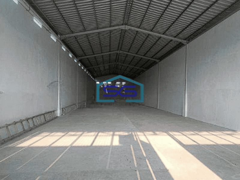 Disewakan Pabrik Baru Parkiran Luas Lokasi di Cikarang Timur Bekasi LT 495m2