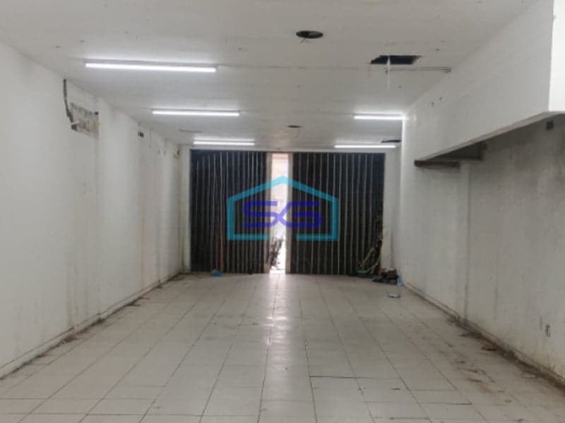 Disewakan Ruko 3 Lantai Luas Bangunan  255 m² Lokasi Gading Serpong Tangerang