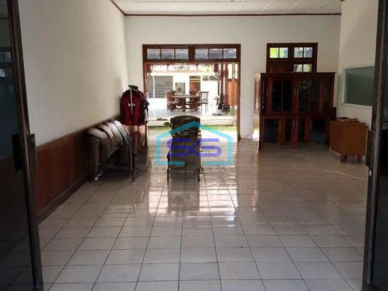 Disewakan Gedung Murah Parkir Luas Cocok Untuk Kantor di Yogyakarta LT 700m2