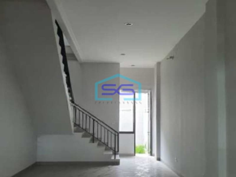 Disewakan Ruko Luas Bangunan  243 m² Lokasi di Pantai Indah Kapuk Jakarta Utara