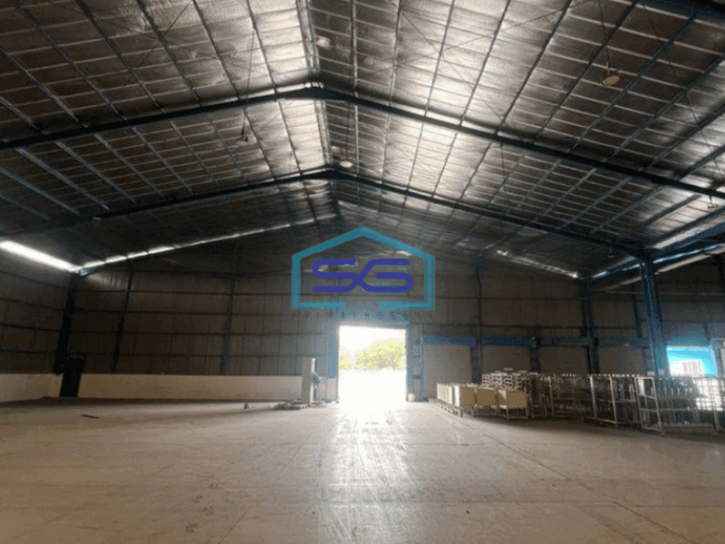 Disewakan Pabrik di Lippo Cikarang Luas Bangunan 5980 m²