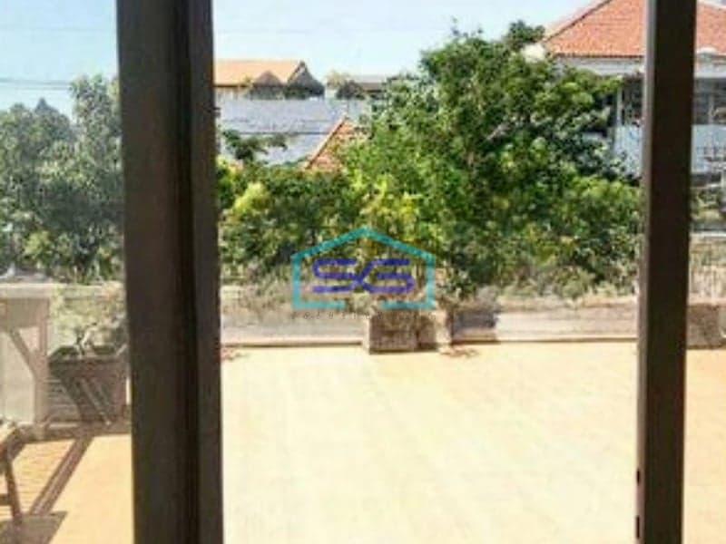 Disewakan Ruko Strategis Nol Jalan Raya Residen Sudirman Surabaya LB 900m2