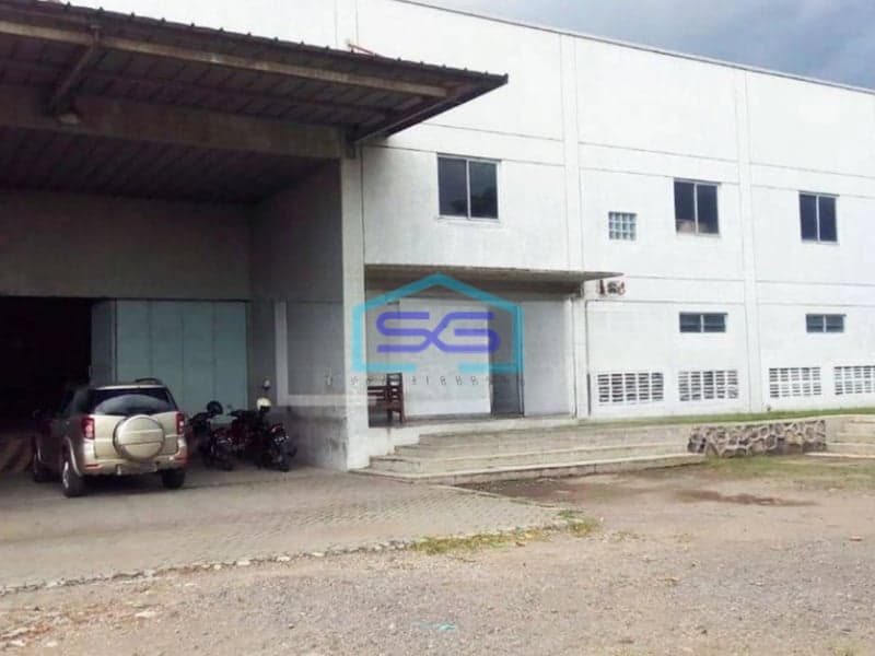 Disewakan Gudang Siap Pakai di Raya Mangkang , Semarang Lt 8000m2