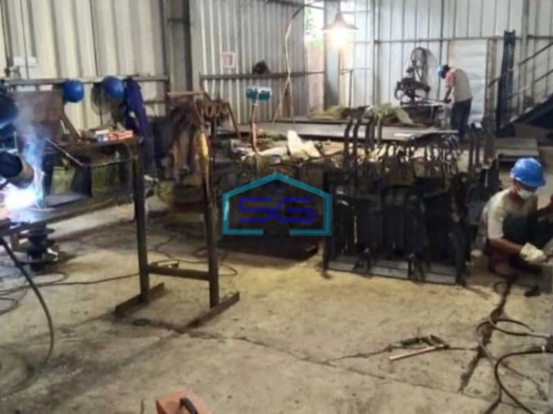 Dijual Gudang 2 Lantai Luas Tanah  1500 m² Lokasi di Bekasi