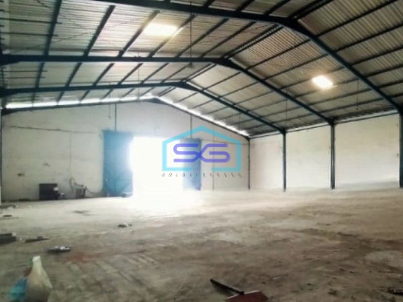 Disewakan Gudang Luas Tanah 800 m² Lokasi Bebas Banjir di Sawahan Surabaya