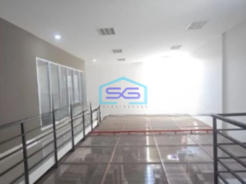 DIjual Gudang di Kawasan Taman Industri BSB City Semarang, Luas Bangunan  500 m²