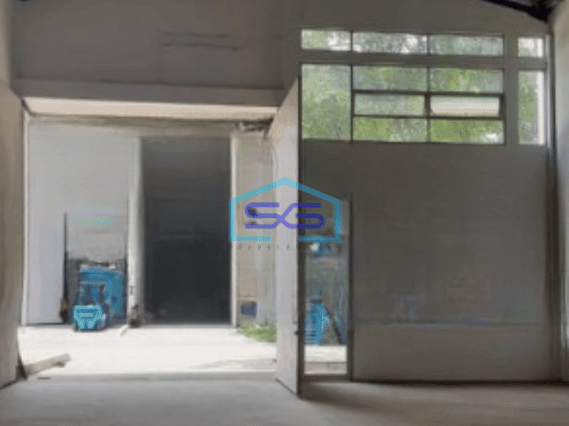 Disewakan Gudang Bebas Banjir Luas Bangunan 180 m² di Kapuk Kamal Jakarta Barat