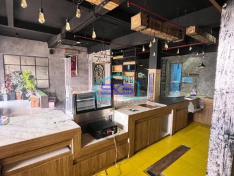 Dijual Ruko 2 Lantai SHM Luas Bangunan 722m2 Pinggir Jalan Raya Ngaliyan Semarang