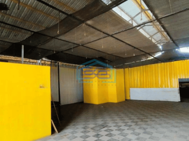 Disewakan Ruang Usaha di Banjarsari Solo Luas Tanah  420 m² Harga Bisa Nego