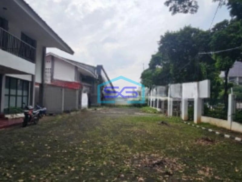Dijual Cepat Tanah & Bangunan Strategis di Letjen S Parman Jakarta Barat LT 2180m2