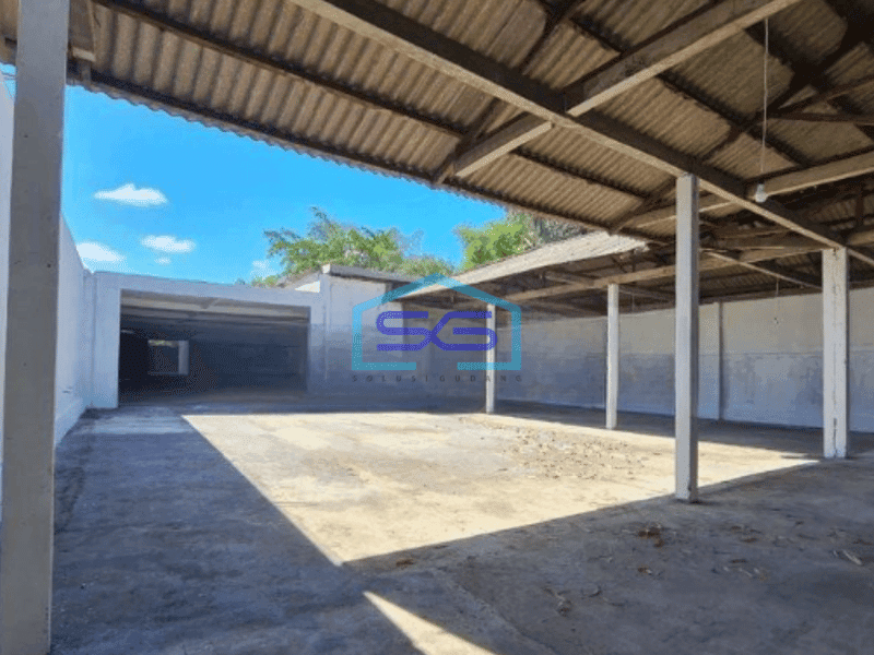 Disewakan tempat usaha ruko gudang dekat Kerobokan Denpasar Bali