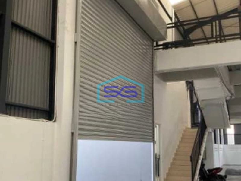 Dijual Gudang Akses Container 40 Feet Luas Bangunan  1013 m²  di Tangerang