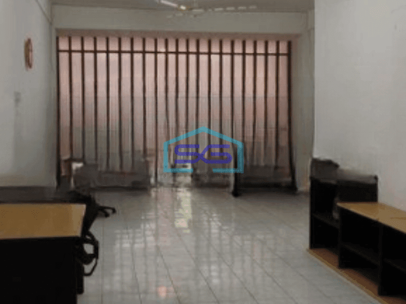 Disewakan Ruko 3 Lantai  Luas Bangunan 300 m² di Rungkut Surabaya