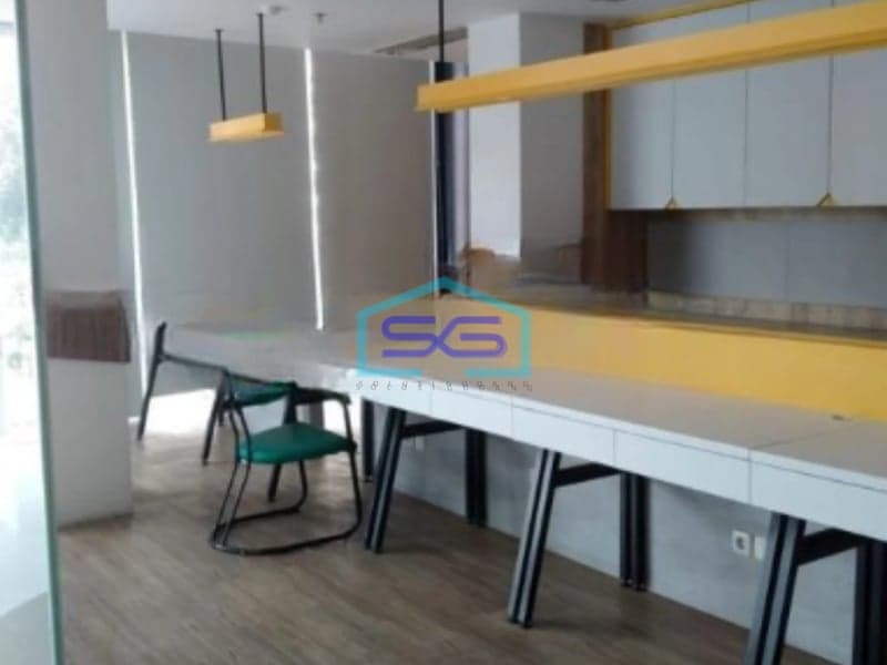Disewakan Kantor 2 Lantai Lokasi di Pluit Jakarta Utara Luas Tanah  600 m²