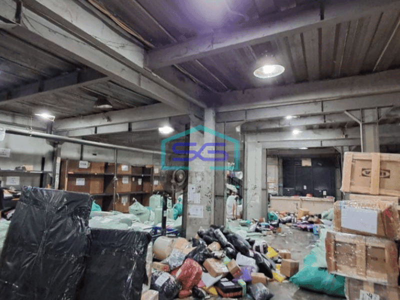 Disewakan Ruko 2 Lantai di Abdulrahman Saleh, Semarang LB 700m2 SHM