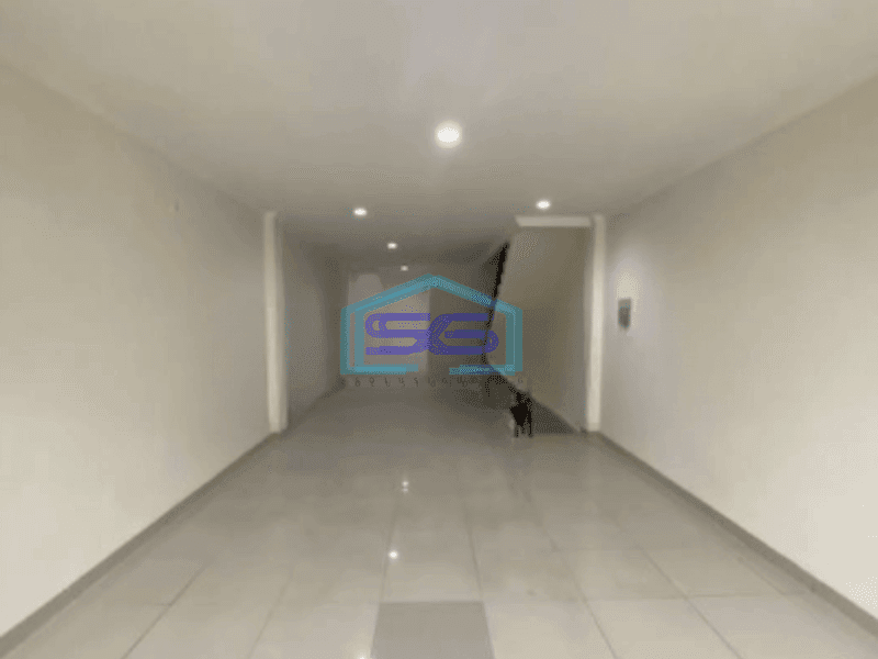 Disewakan Ruko Di Green Lake City Jakarta Barat Luas Bangunan 90 m²