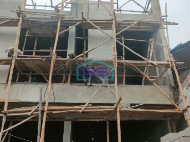 Di jual ruko baru mainroad holis Holis Cigondewah, Bandung Luas Bangunan  174 m²