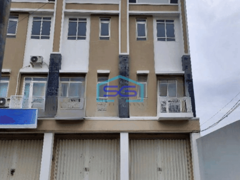 Disewakan Ruko Baru 3 Lantai Luas Bangunan  168 m² di Surabaya Kota