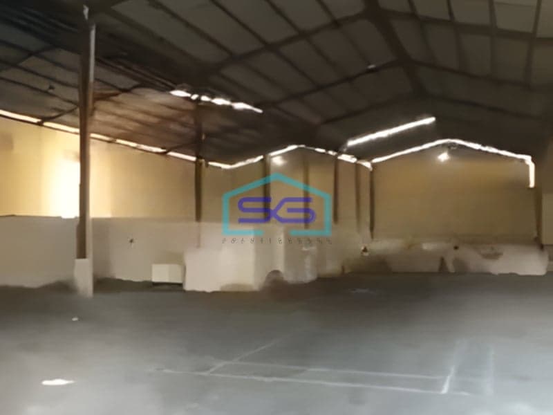 Dijual Pabrik Akses Container Luas Bangunan 8444 m² di Tangerang