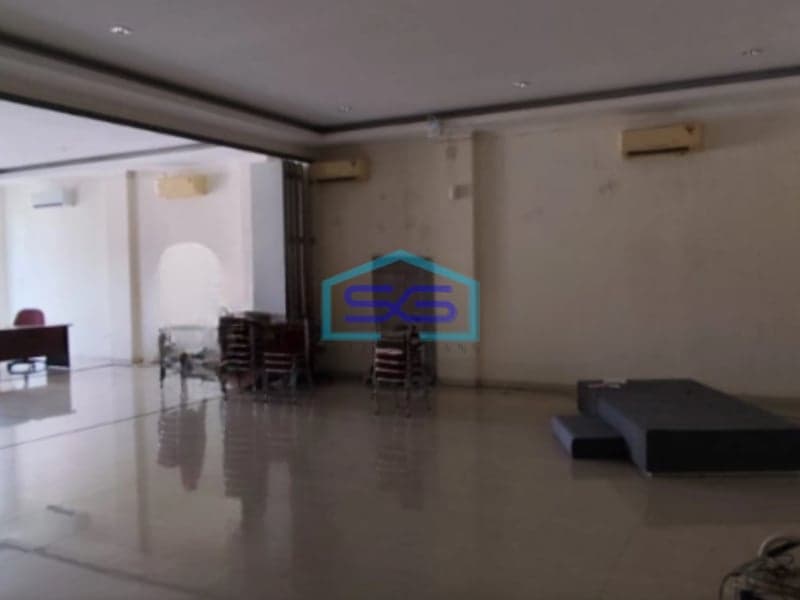 Dijual Kantor Komersil Tengah Kota Surabaya Luas Bangunan  1700 m²