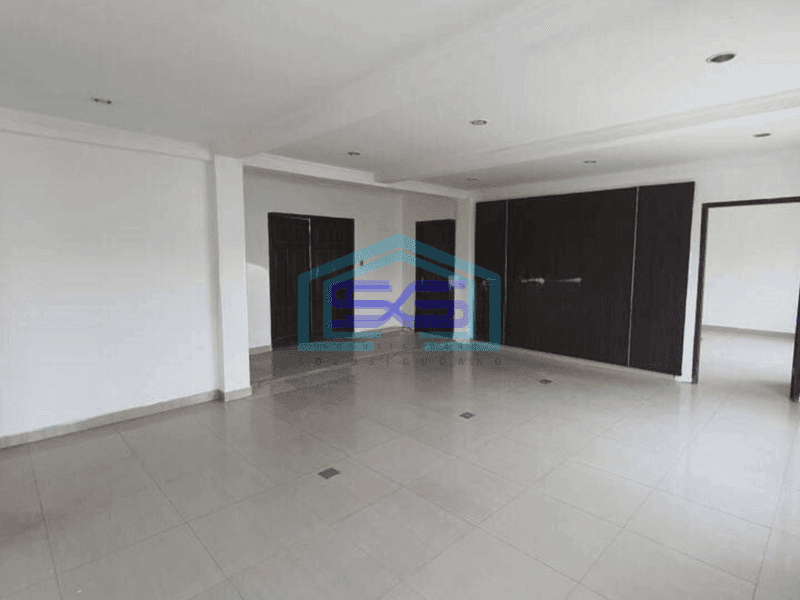 Dijual Gudang Elang Laut