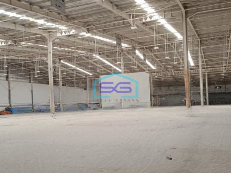 Disewakan Gudang Ada Loading Dock Luas Bangunan  19000 m²  di Bekasi