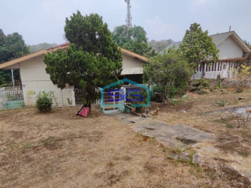 Dijual Tanah Plus Bangunan di Jalan Riau, Kawasan Elit Palembang LT 1618m2