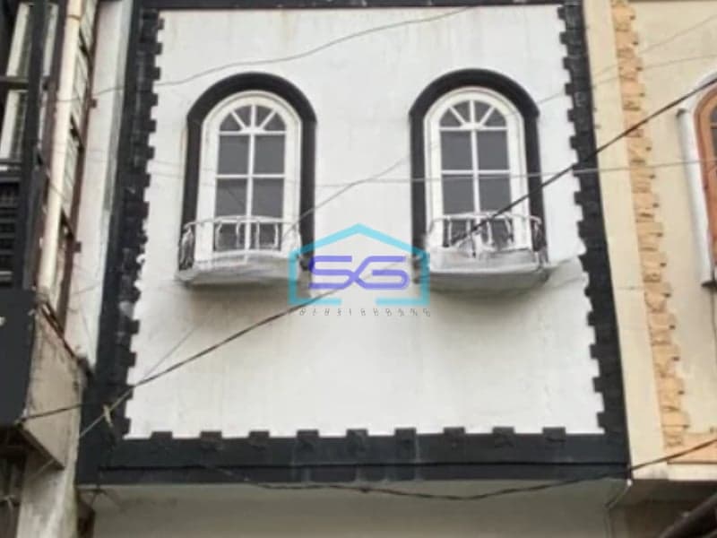 DIJual Cepat Ruko Taman Surya Jakarta Barat Luas Bangunan  232 m²